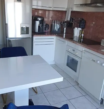 Villa A&F Mit Wunderschoenem Blick Auf Das Meer * 망들리유 라 나플