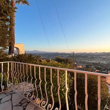 Villa A&F Mit Wunderschoenem Blick Auf Das Meer 펜션 망들리유 라 나플